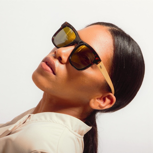BAY SHORE - TORTOISE OVERSIZED SQUARED SUNGLASSES - Picture 2 of 3